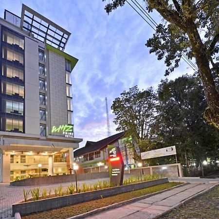 巴东卡提素莱曼威兹普莱姆酒店 外观 照片